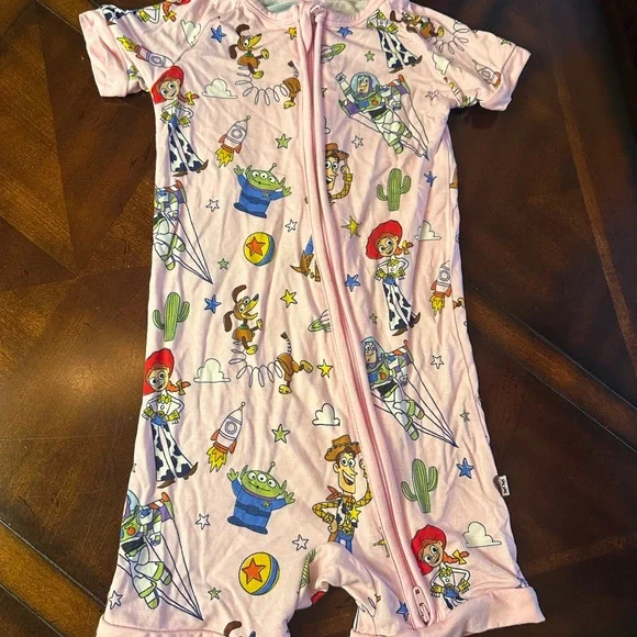 Little Sleepies Toy Story Pink 2T Zippy shortie - Picture 4 of 5